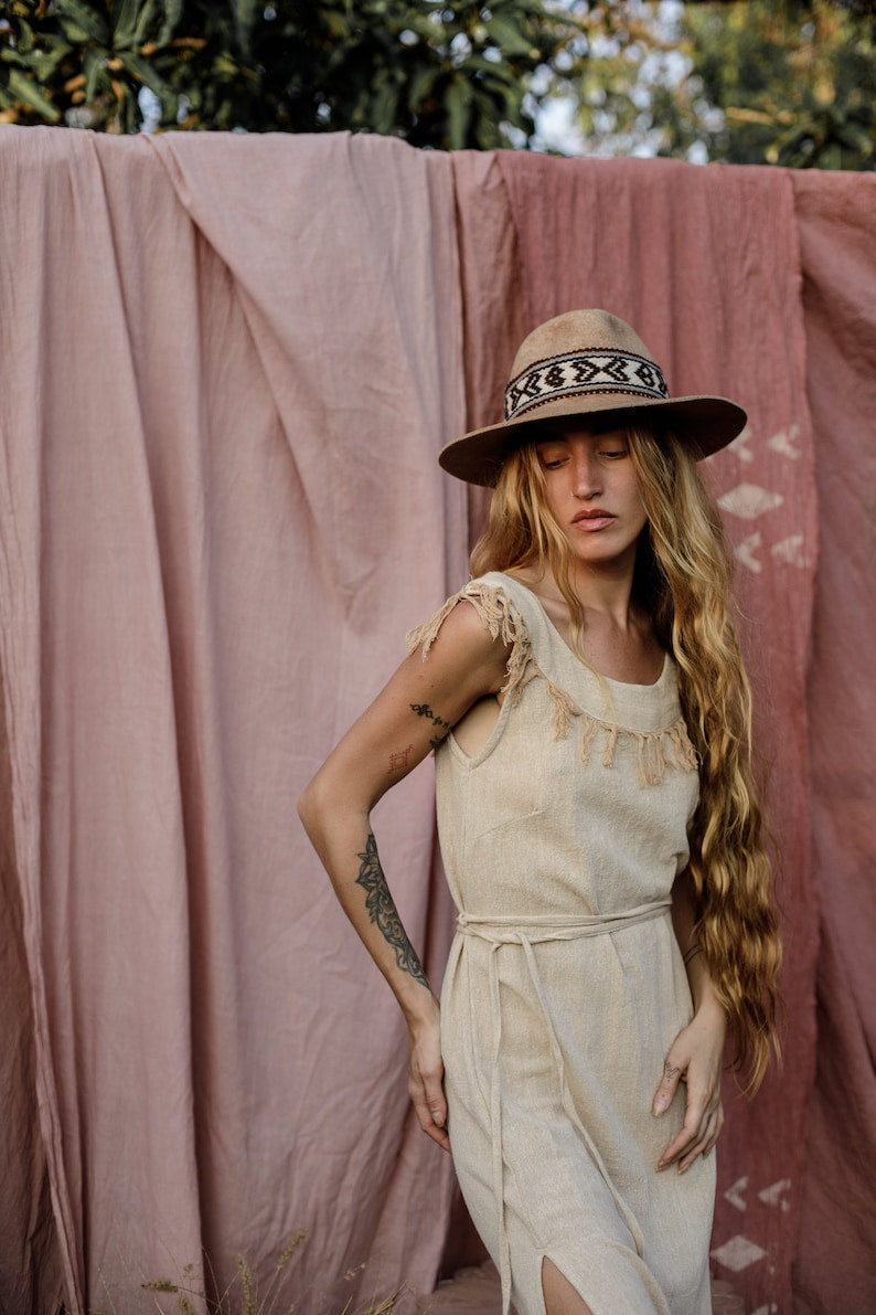 Luna dress. Beige