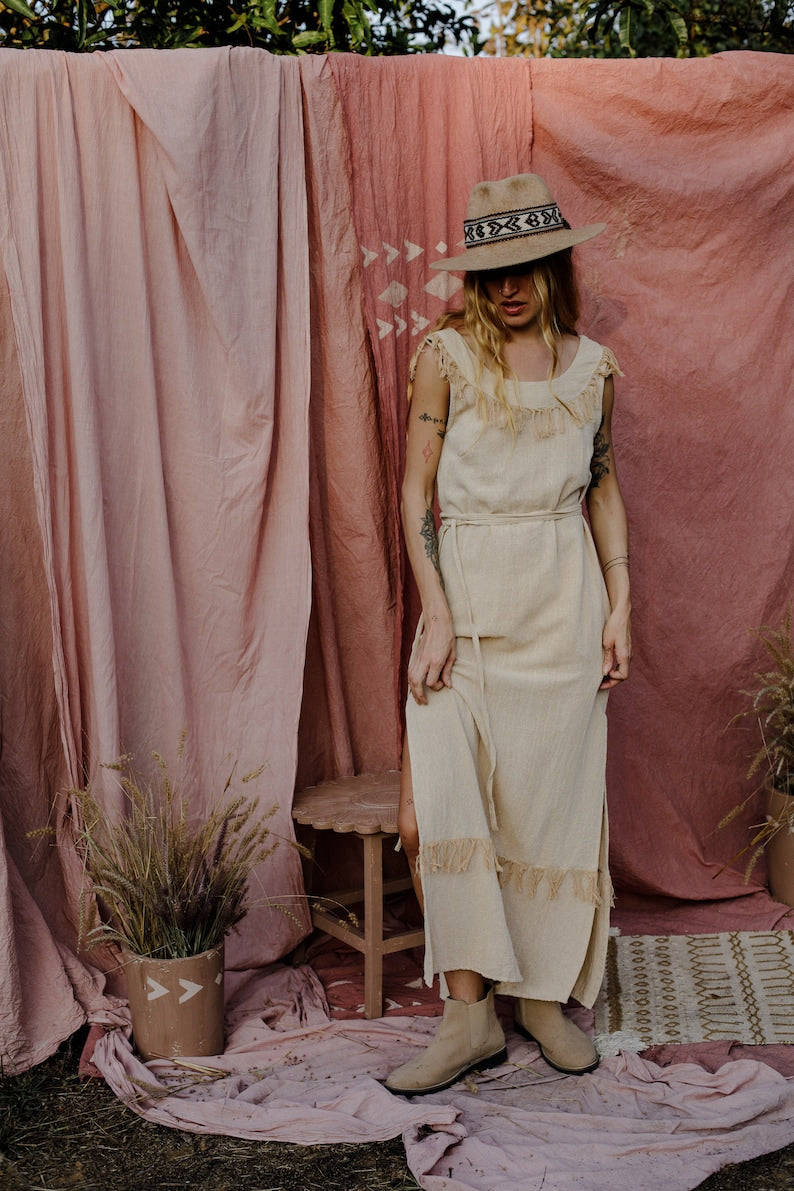 Luna dress. Beige